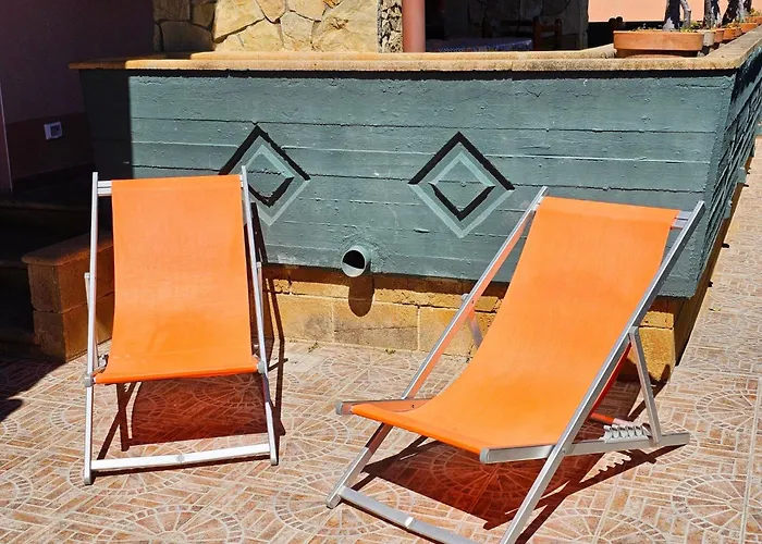 Helle Mediterrane Mit Veranda Und Garten By Interhome Hébergement de vacances *