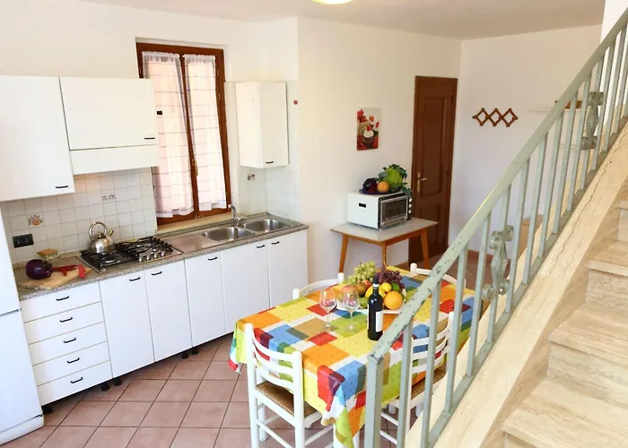 Helle Mediterrane Mit Veranda Und Garten By Interhome *