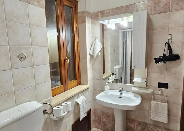 Helle Mediterrane Mit Veranda Und Garten By Interhome * Cefalù